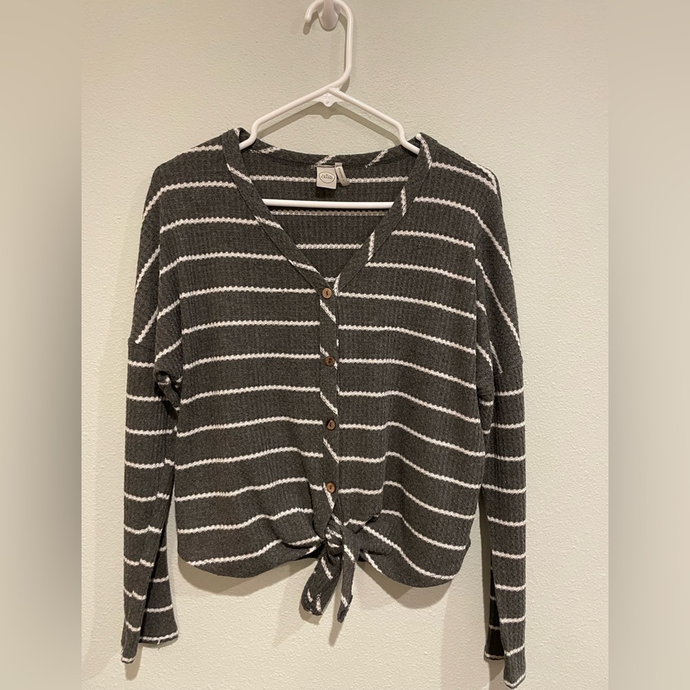 Paper crane gray waffle knit with white stripes. Button down. Size M